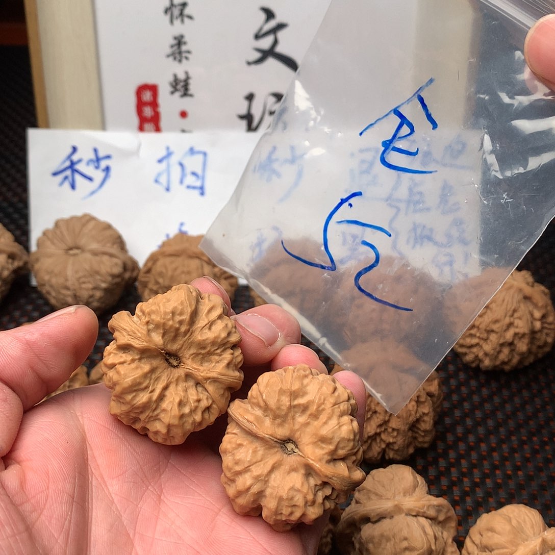 文玩核桃把件八方客文玩1211111