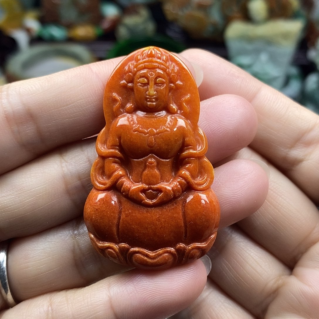 颈饰未镶嵌翡翠牌子