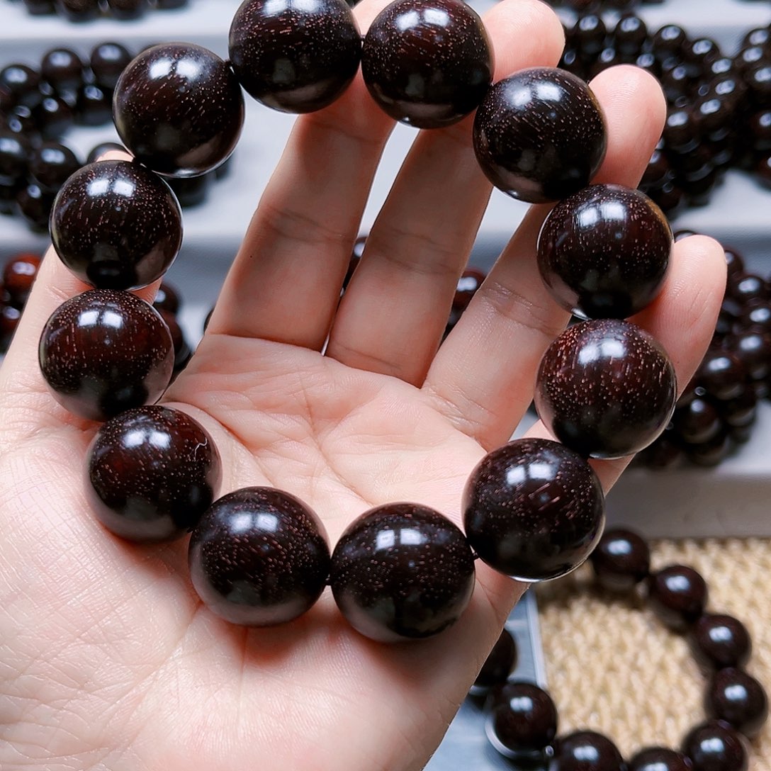 檀香紫檀（小叶紫檀）烟*侠