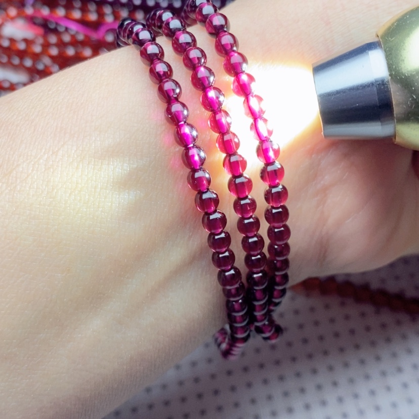 【闪购商品】石榴石手链未镶嵌4酒红色