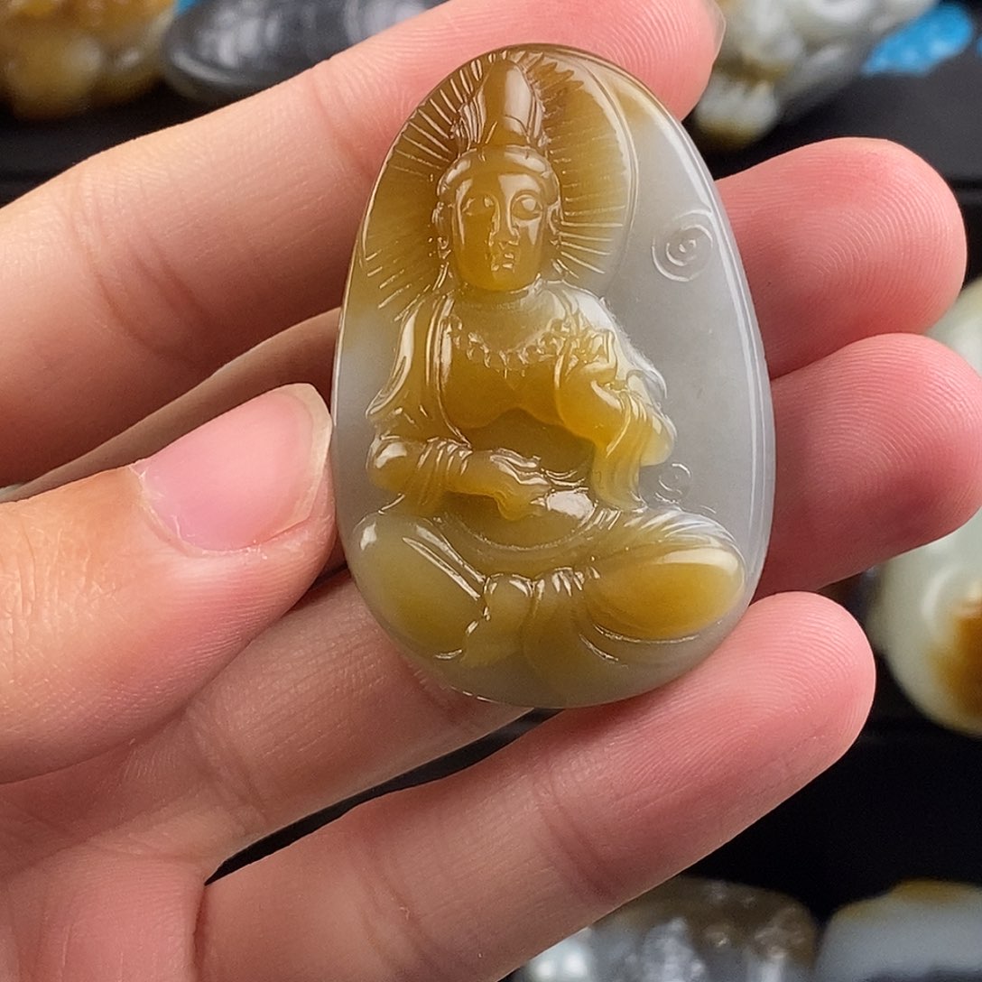 和田玉挂件未镶嵌