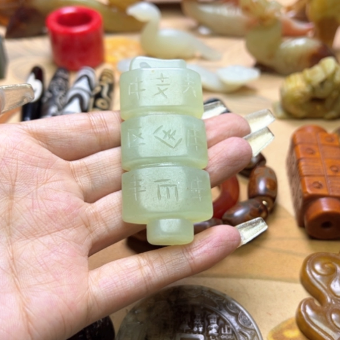 【闪购商品】蛇纹石玉颈饰未镶嵌