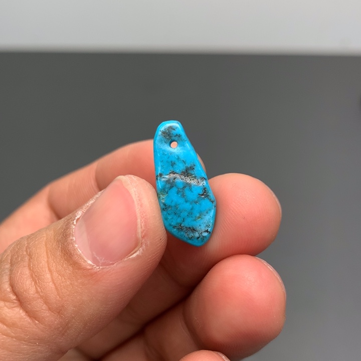 绿松石颈饰未镶嵌