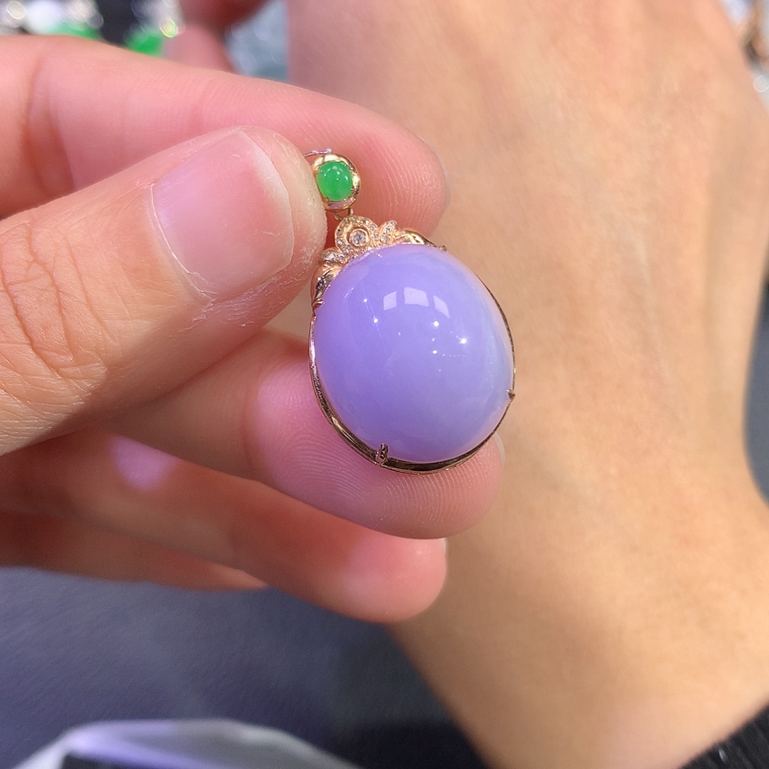 翡翠18K金镶嵌吊坠(赠链)