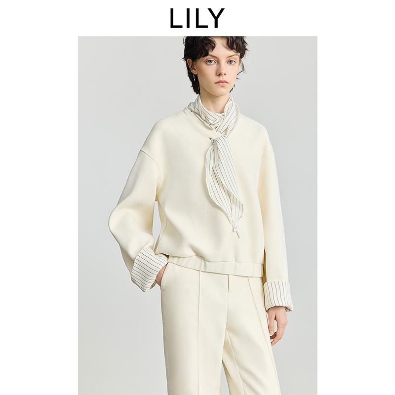 LILY2025冬新款女装条纹飘带领雪尼尔落肩米白色卫衣125449VW904