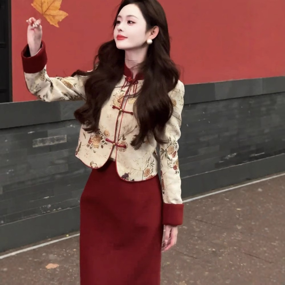 新中式国风外套女2024秋冬新款撞色印花盘扣减龄短外套半身裙套装