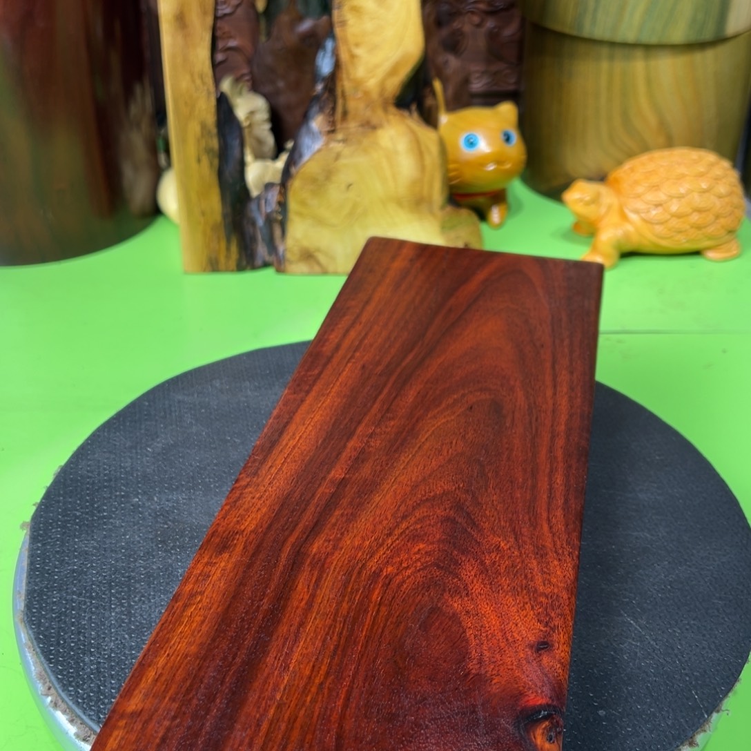 阿****大果紫檀（缅甸花梨）