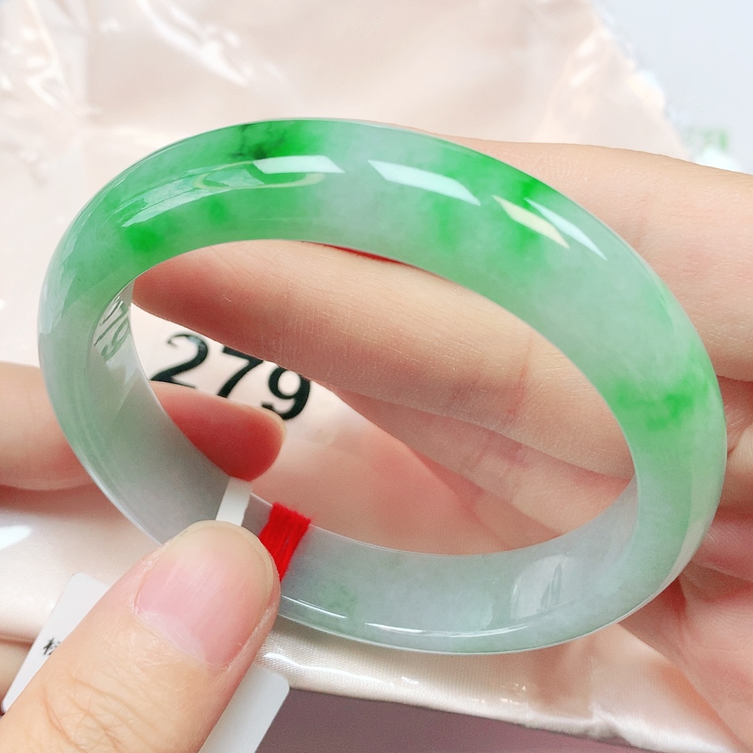 翡翠未镶嵌手镯抖音279