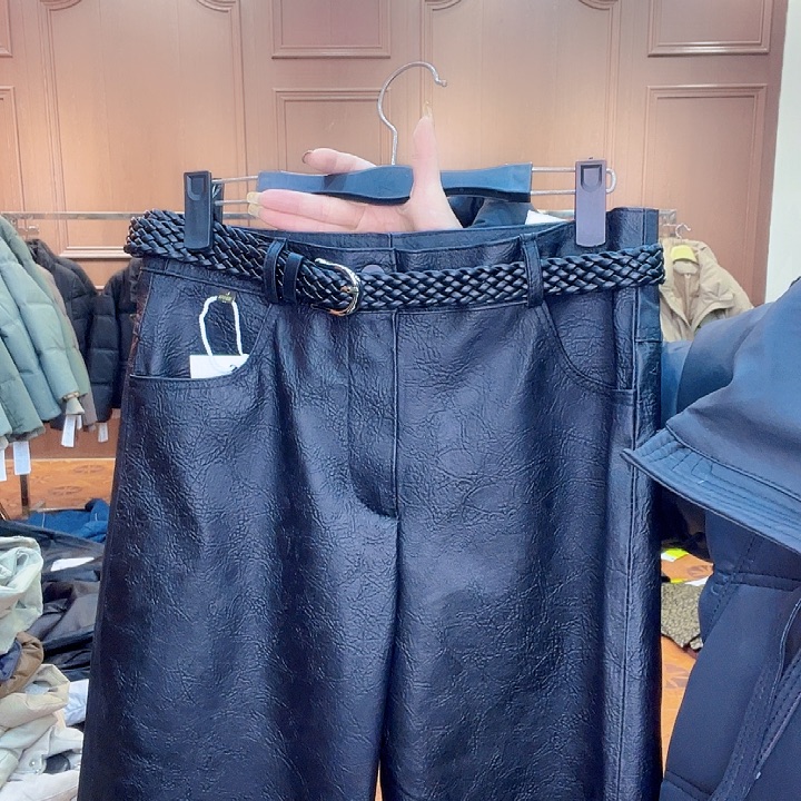 100……115斤皮短裤