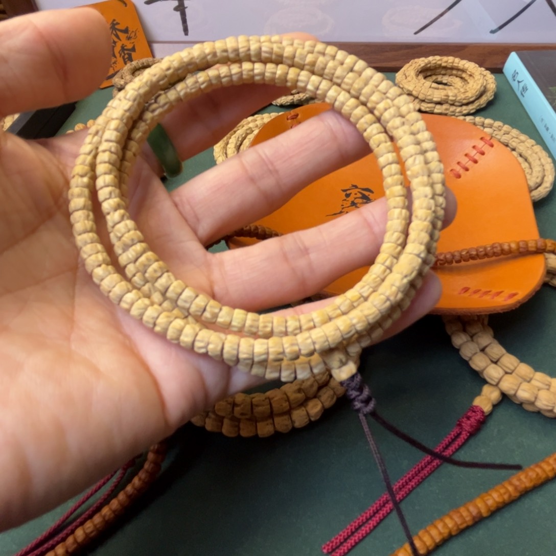 柏香籽/百香籽手串劉***y