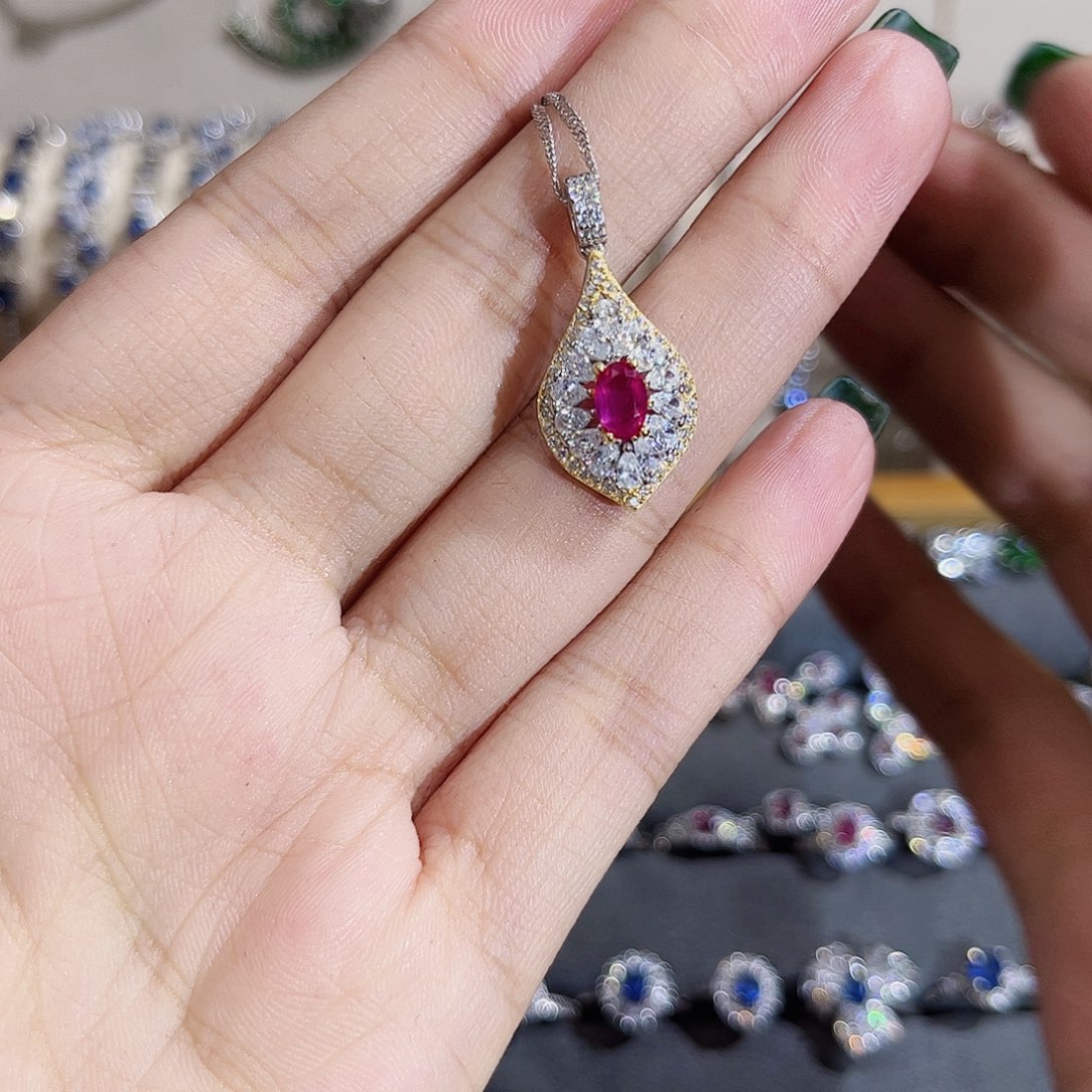 银S925镶嵌吊坠(赠链)红宝石