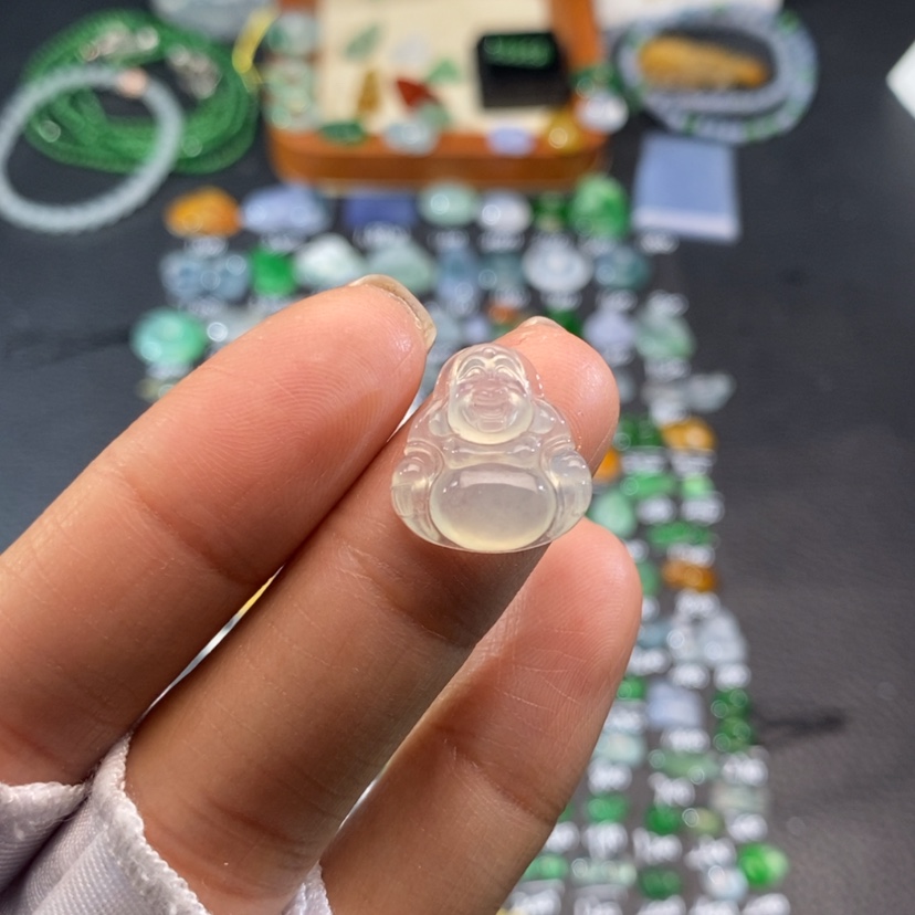 【闪购商品】翡翠挂件未镶嵌佛