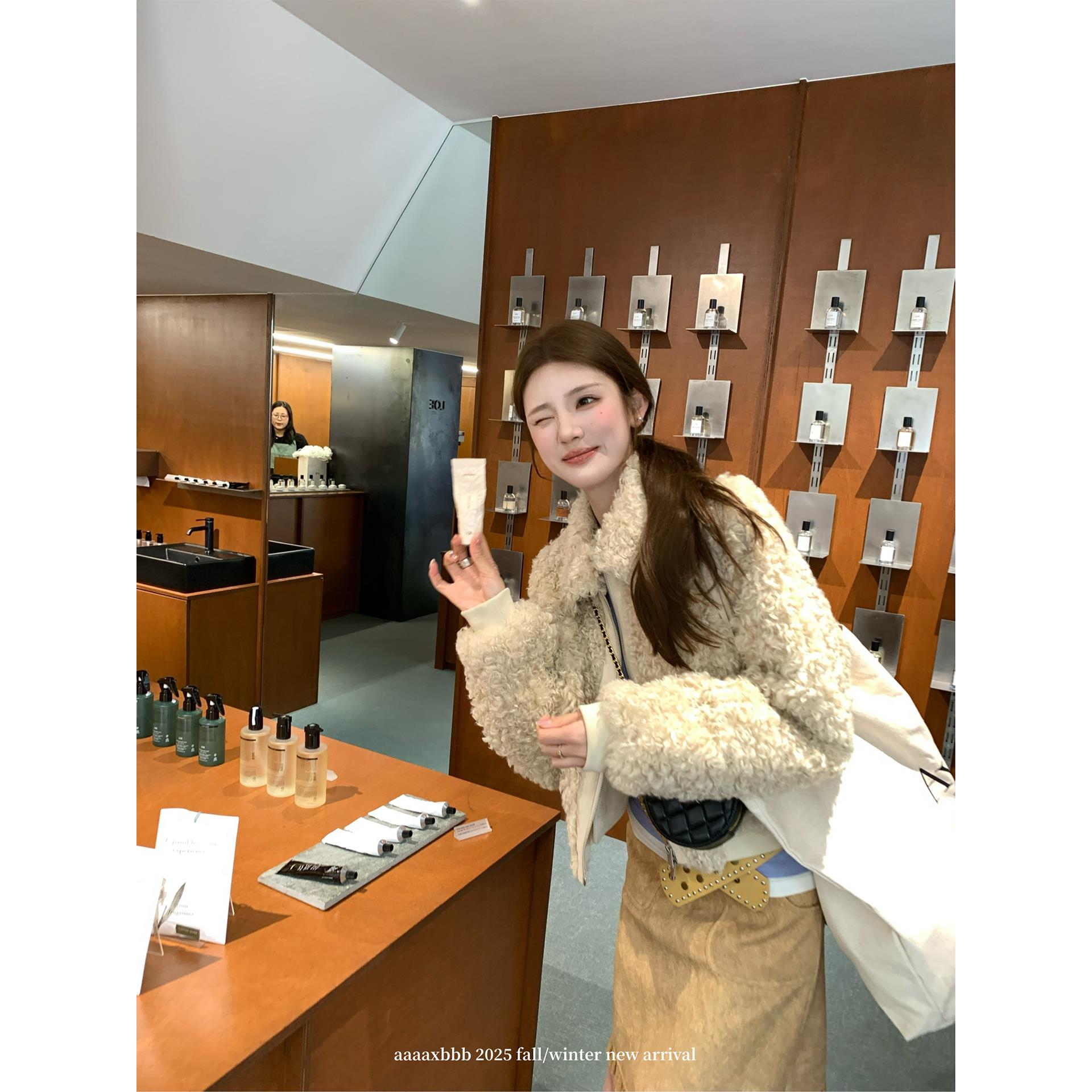 炽铂秋冬新款【新西兰小羊】奶白色皮毛一体短外套韩系保暖毛毛上衣