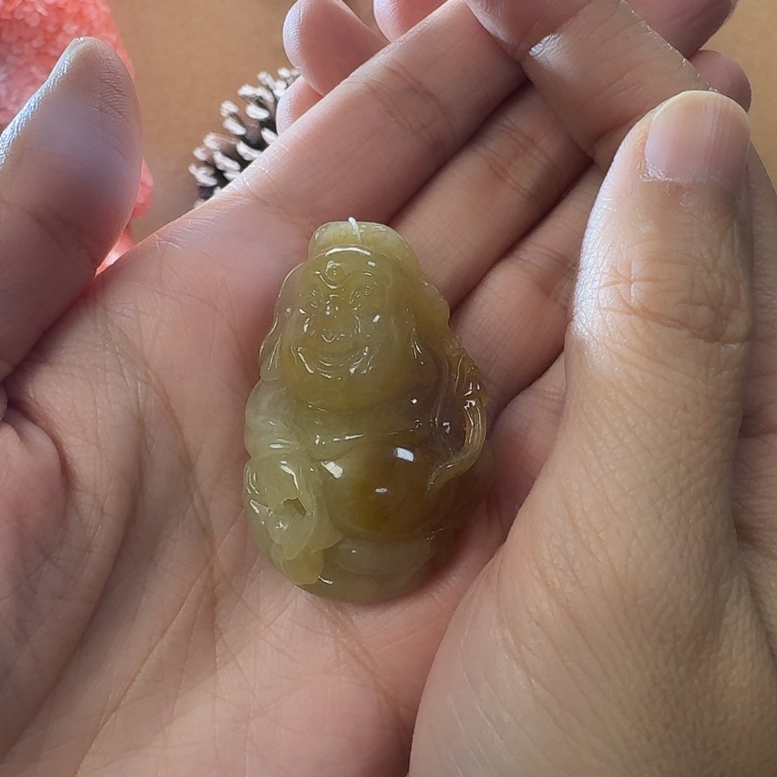 翡翠未镶嵌颈饰翡翠颈饰