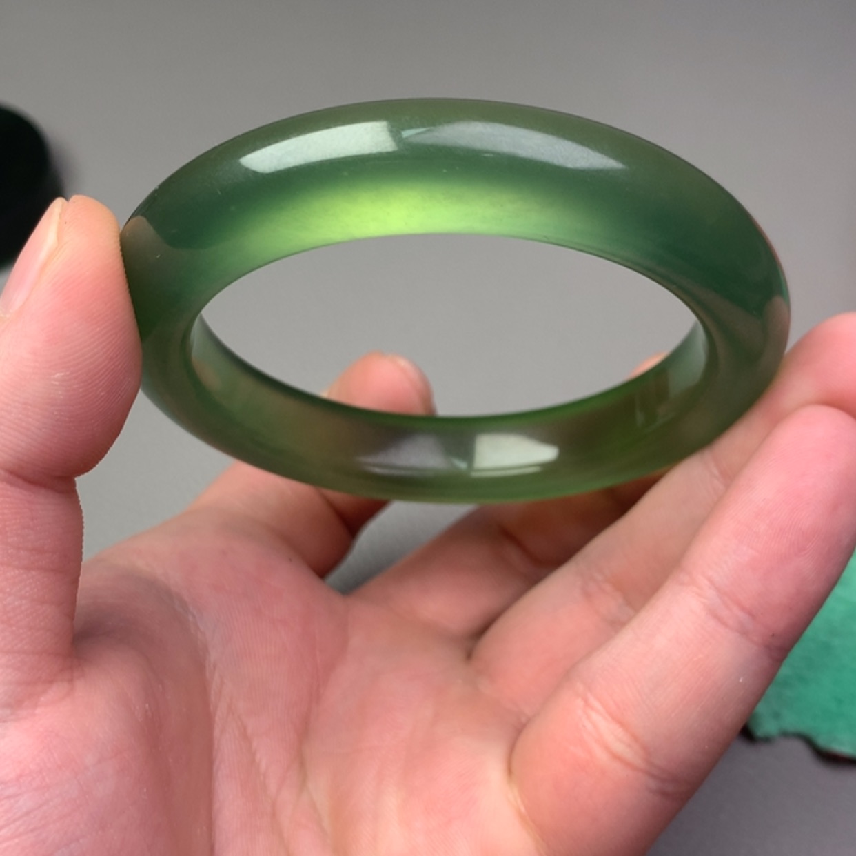 【闪购商品】未镶嵌蛇纹石玉岫玉不*玩