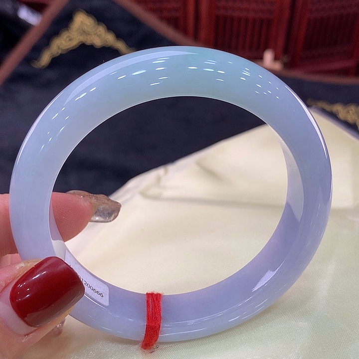 翡翠手镯未镶嵌天然缅甸翡翠手镯