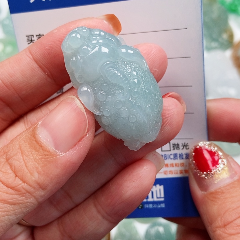 【闪购商品】翡翠颈饰未镶嵌金蟾