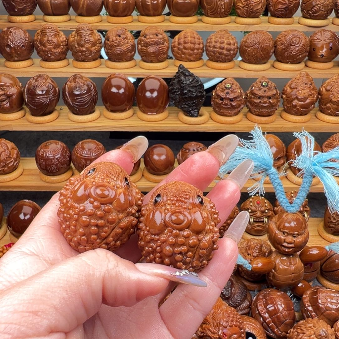 @****橄榄核手串/手链金蟾