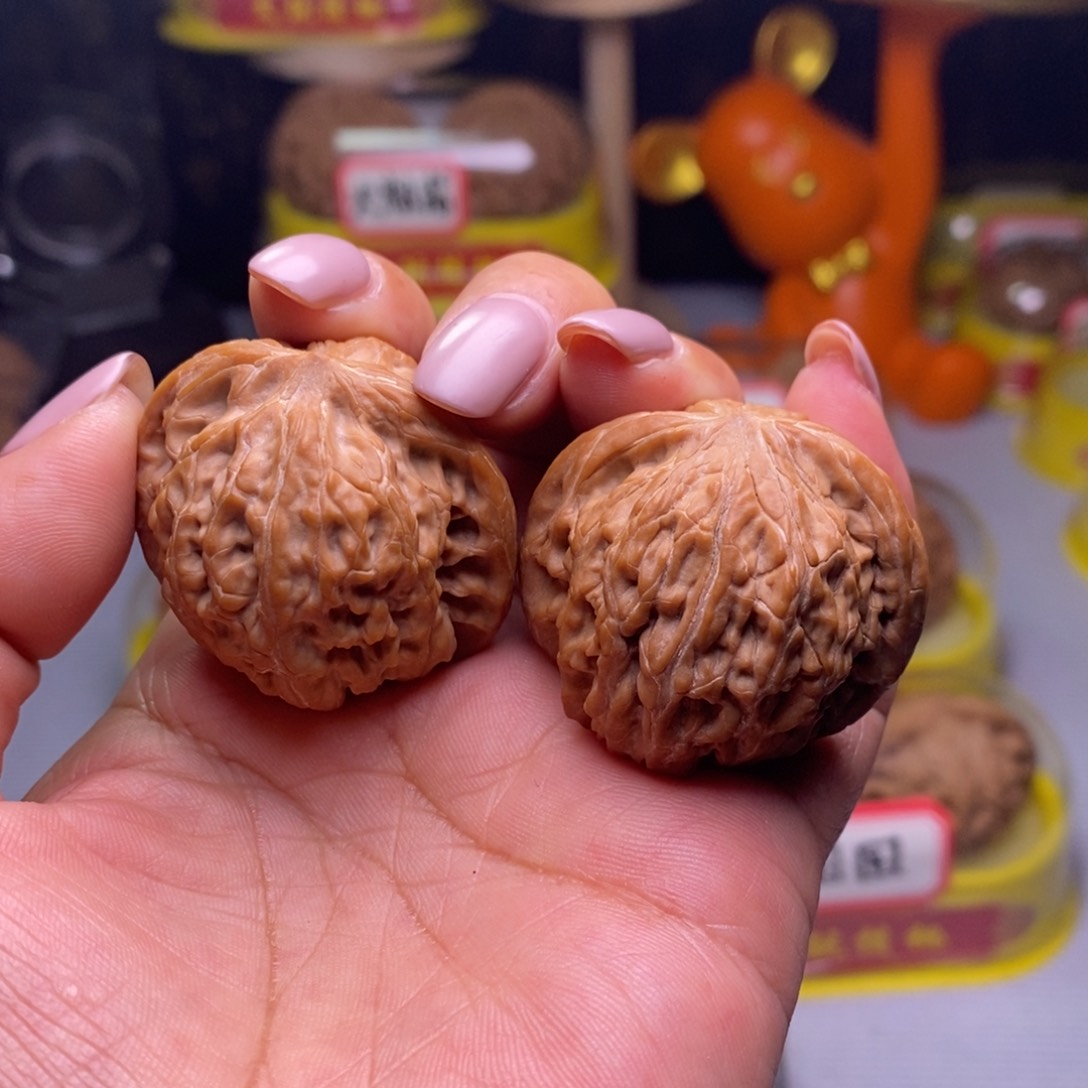 把件文玩核桃06红皮磨盘38尺全品