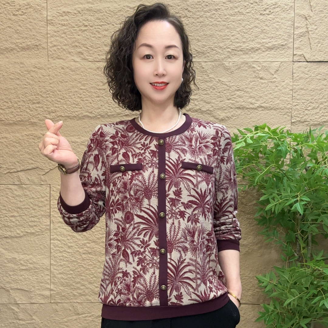 秋季长袖新款妈妈装时尚漂亮宽松女士小香风休闲百搭气质减龄小衫