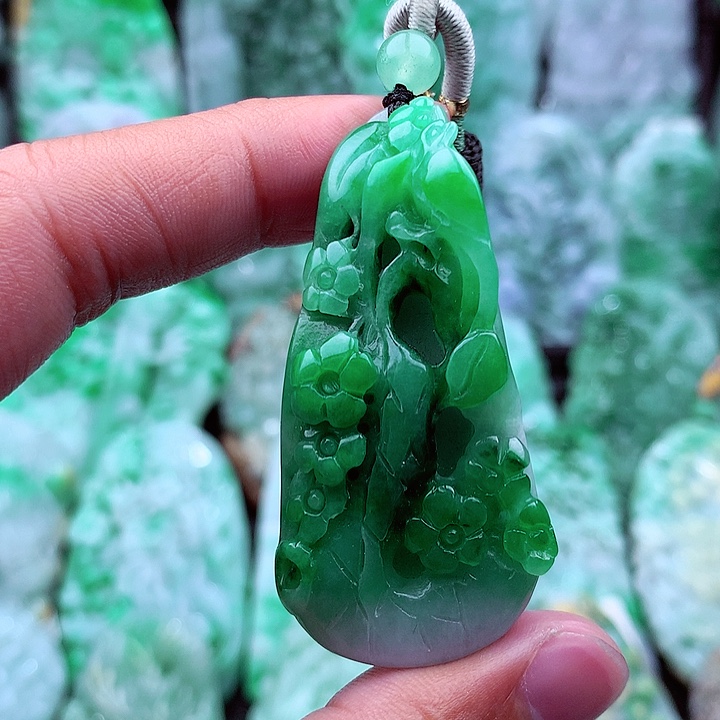 翡翠吊坠(不含链)未镶嵌