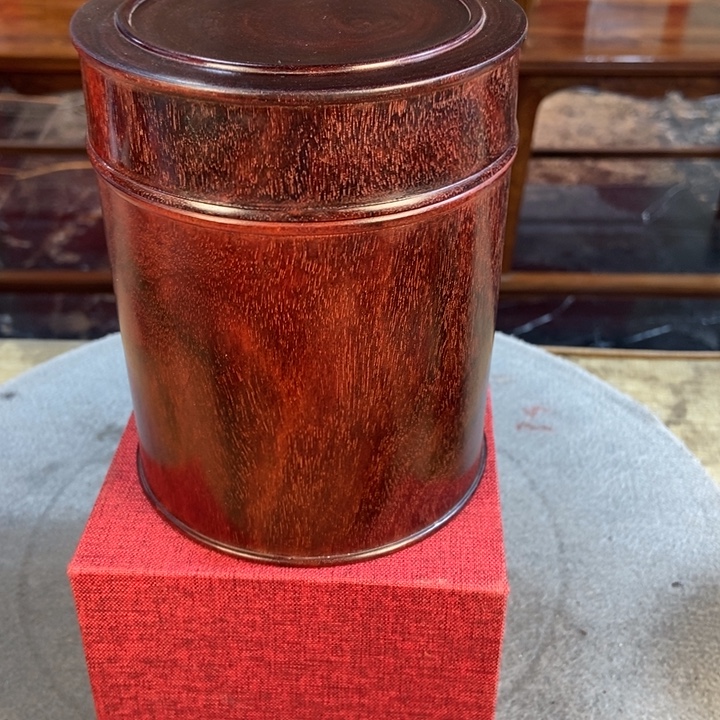 好***明木小叶紫檀茶叶罐一个