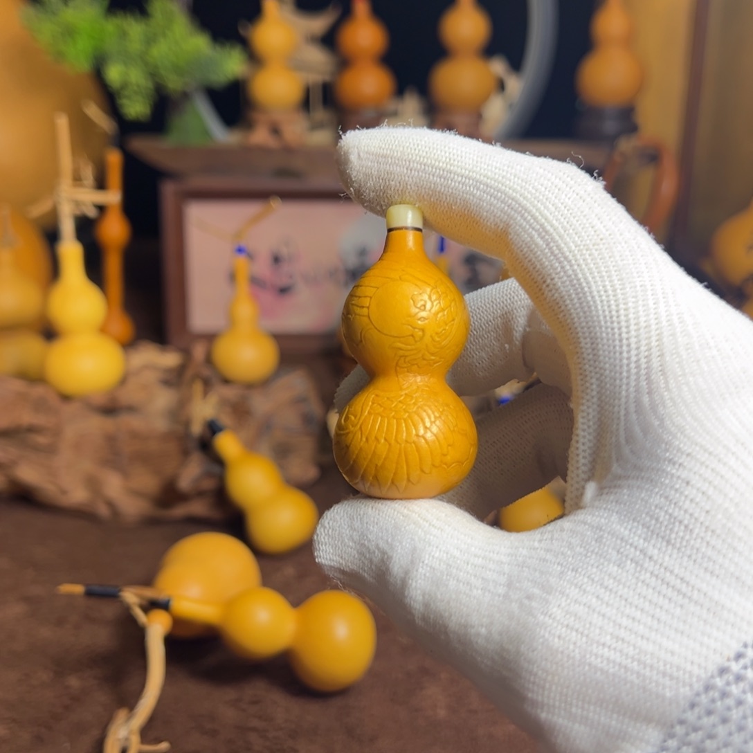 如***昨精品天津嘴压花葫芦