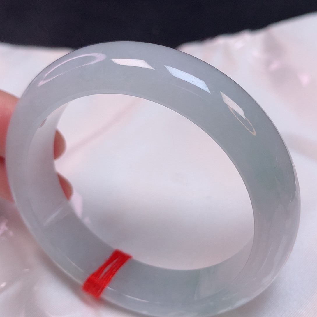 翡翠手镯未镶嵌51 翡翠手镯