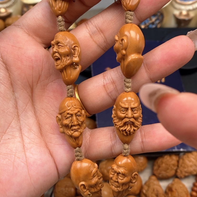 【闪购商品】橄榄核吊坠橄榄手工雕刻工艺