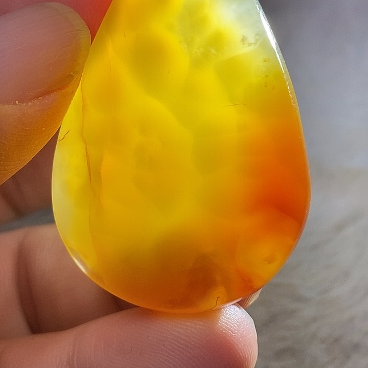 青***哪未镶嵌颈饰玛瑙/玉髓