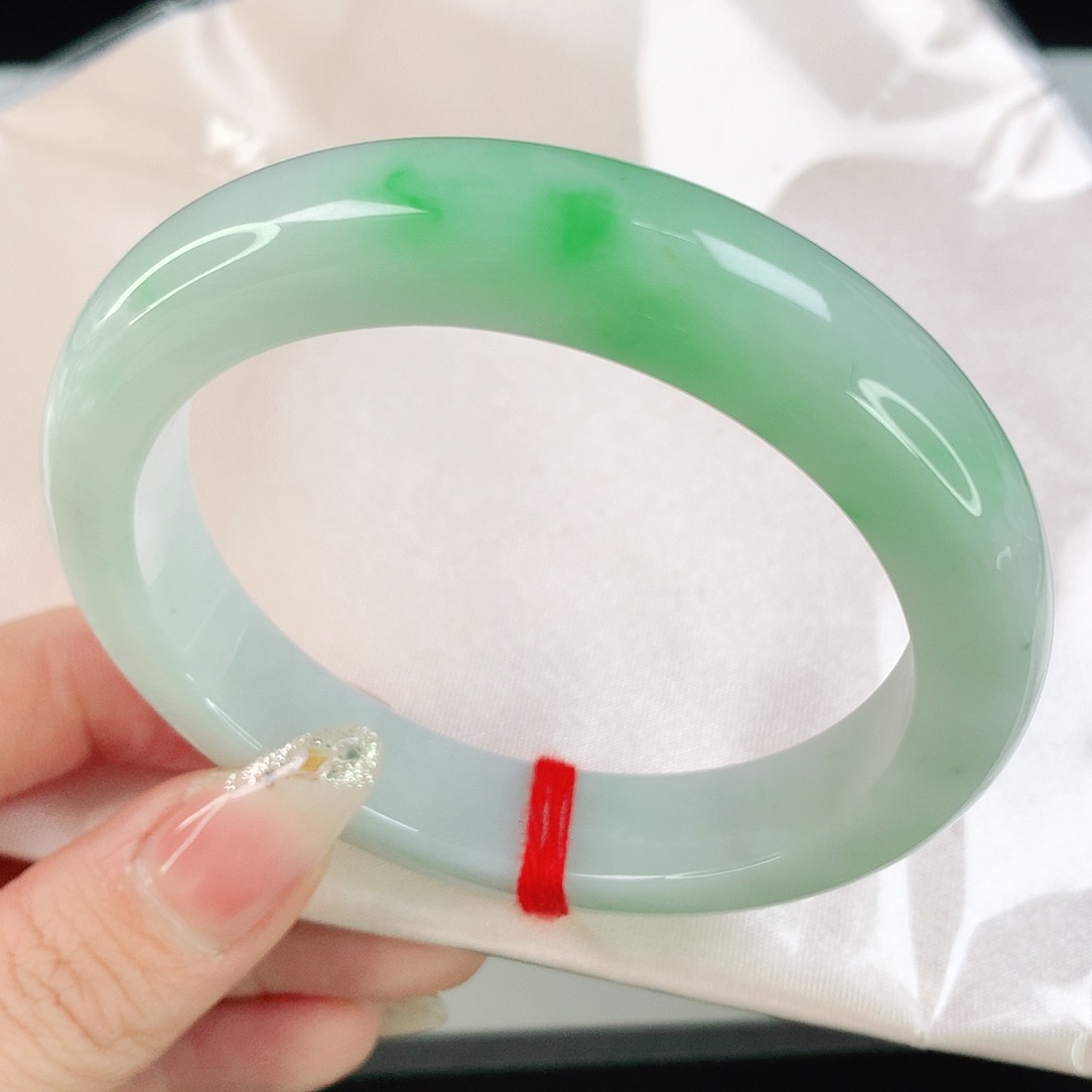 翡翠手镯未镶嵌1035翡翠