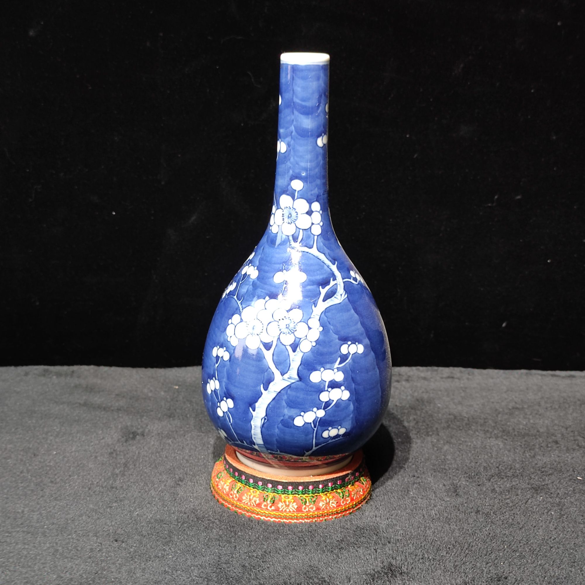 【闪购商品】 A60 清光绪 冰梅天球瓶