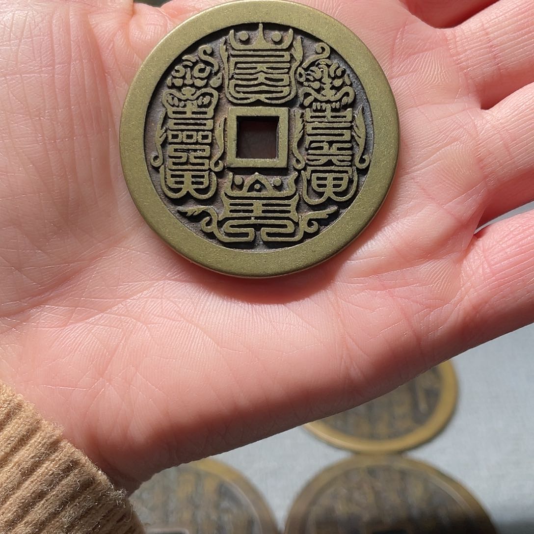 铜铁合金类孤*现代工艺品摆件工艺品