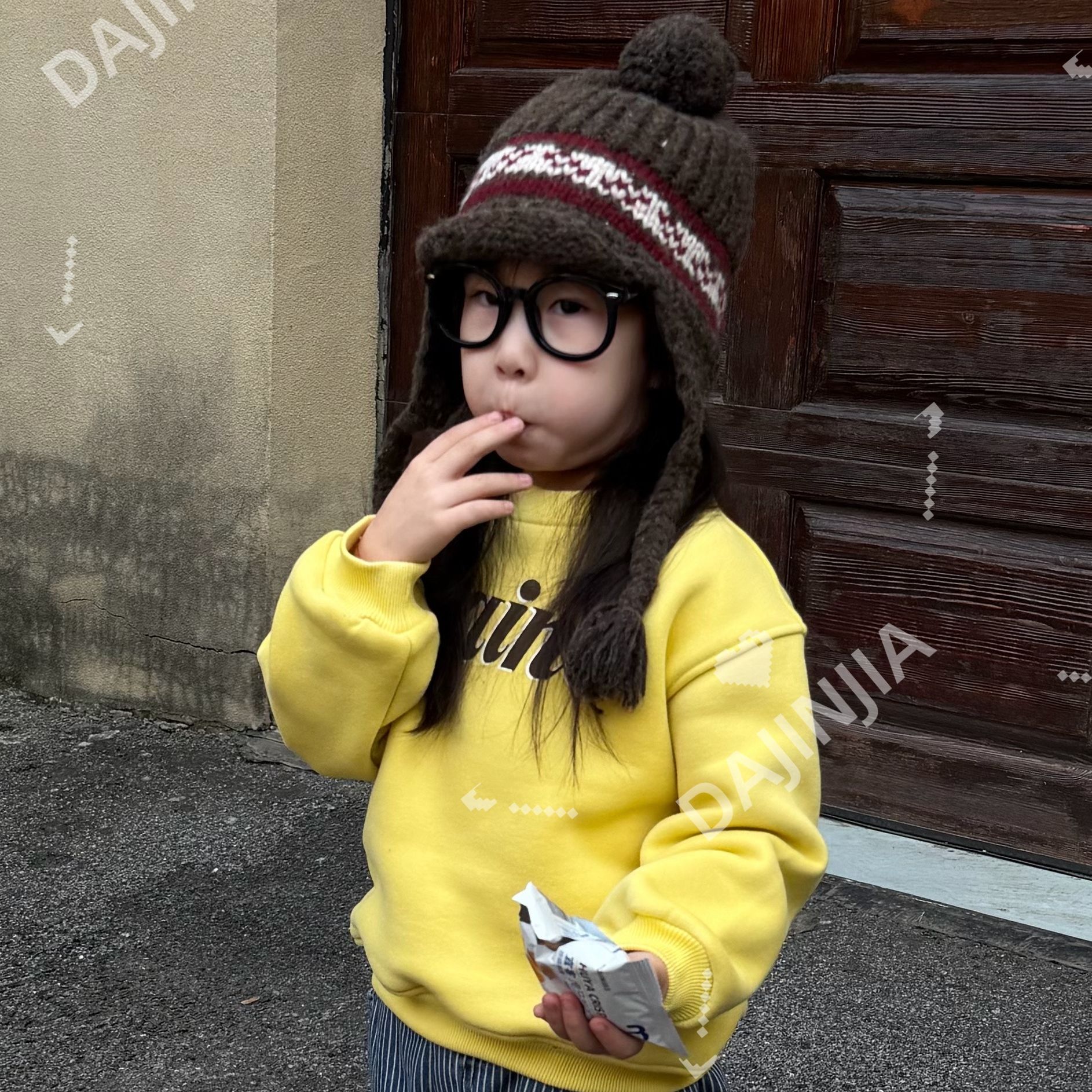 大金定制圆领韩版洋气加绒加厚保暖香蕉黄套头卫衣幼儿园百搭上衣