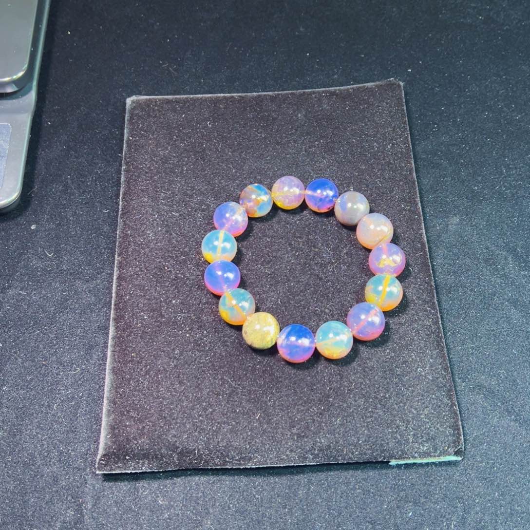 琥珀裸石未镶嵌琥珀