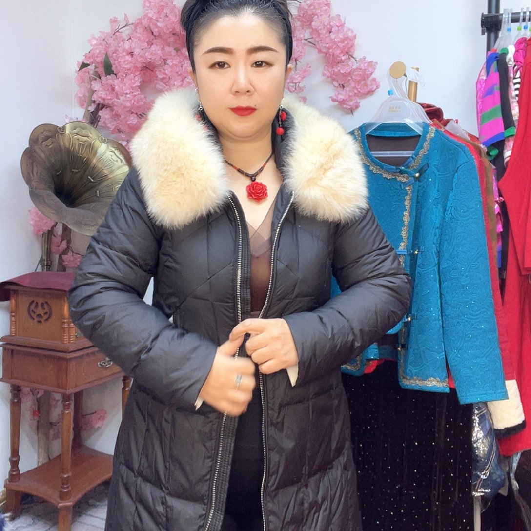 百玲复古服装搭配示范