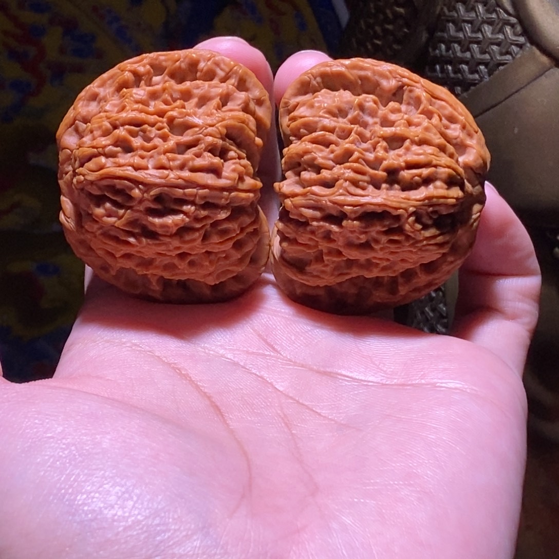 文玩核桃吊坠全品48 42 39南疆石