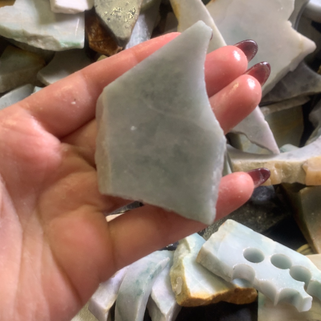 翡翠颈饰未镶嵌缅甸翡翠