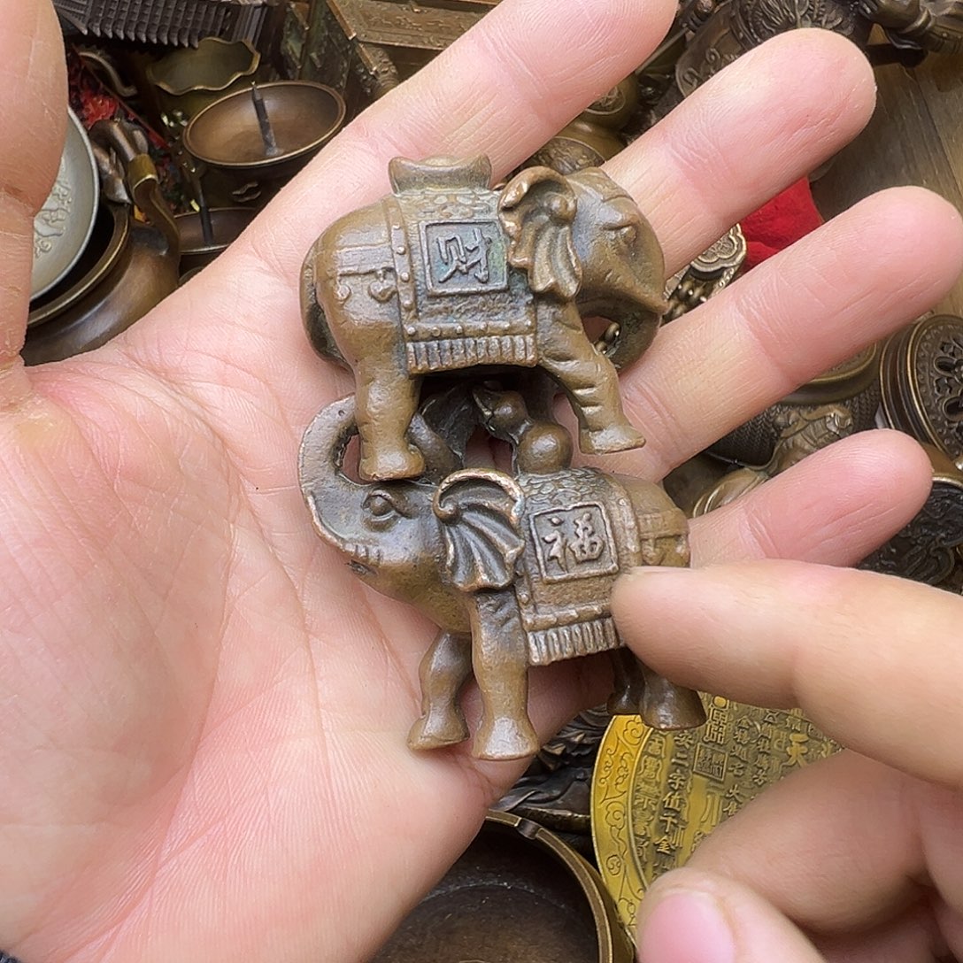 精品铜器，精美文玩