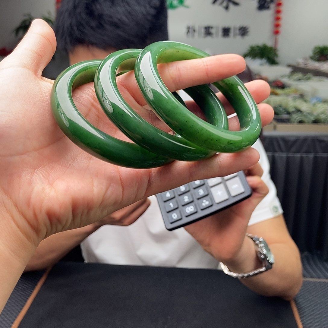 和田玉手镯未镶嵌56-63颜色多样性发拍一发一