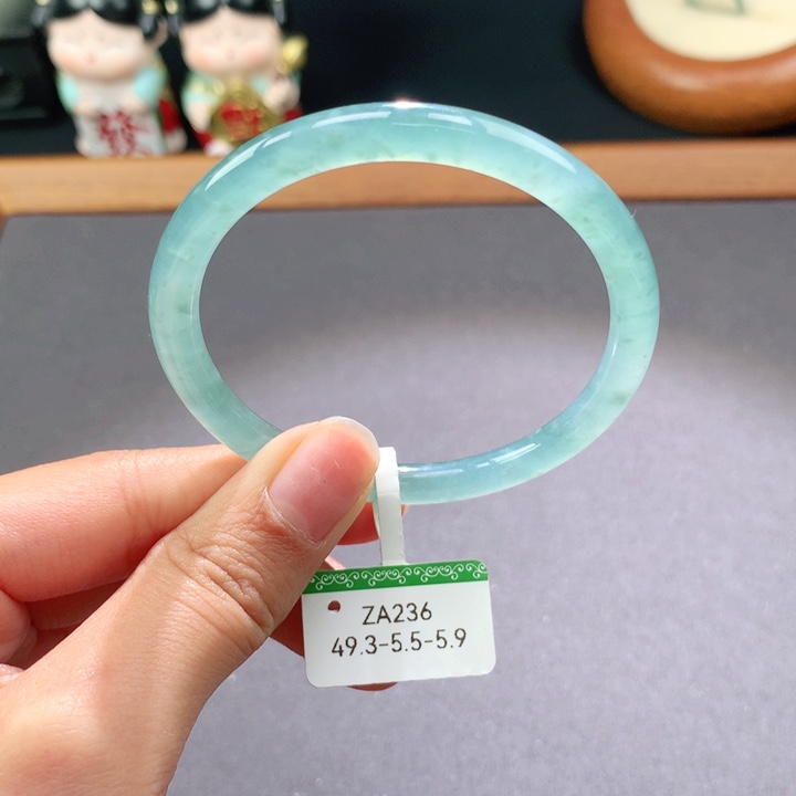 翡翠手镯未镶嵌天然翡翠手镯叮当镯