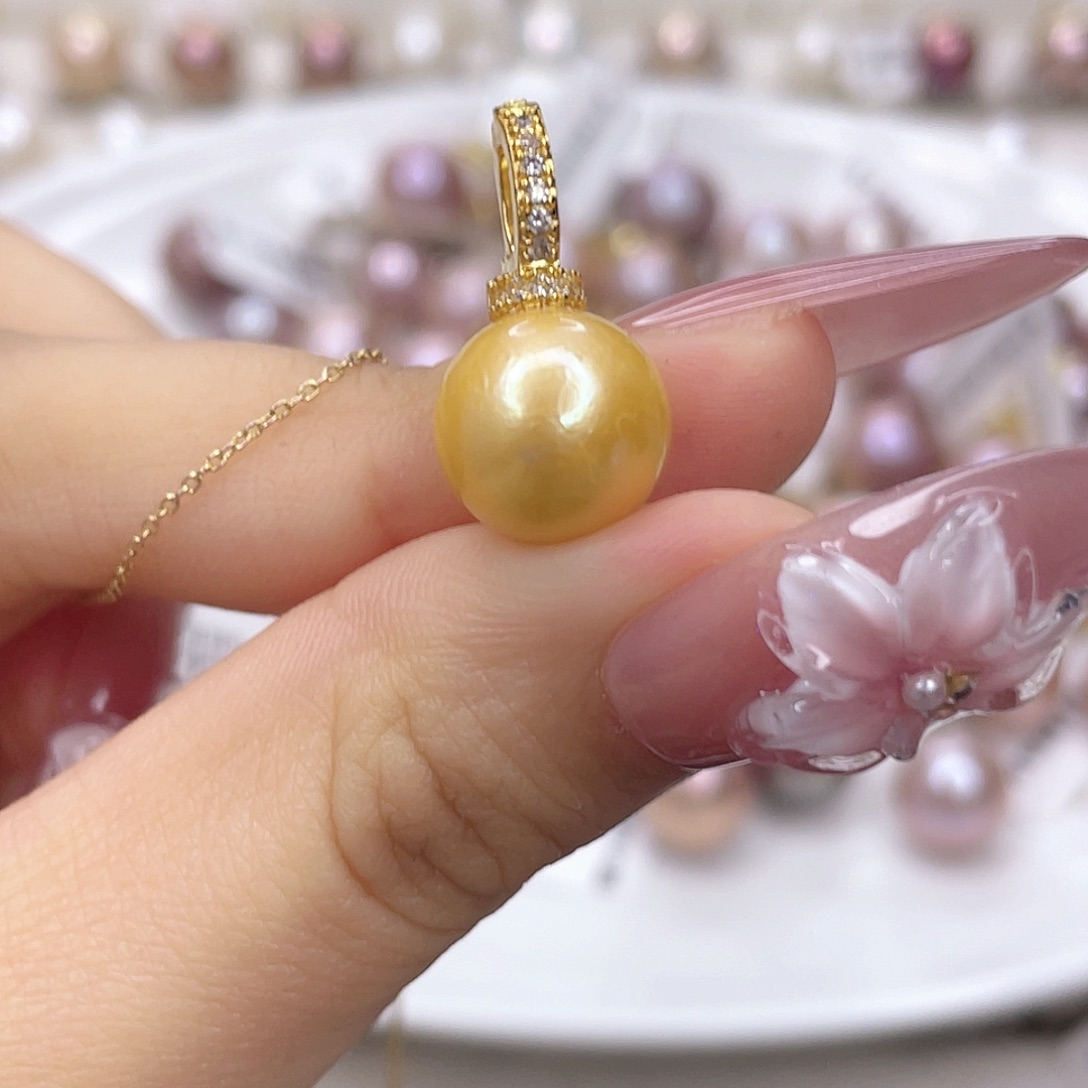 淡水珍珠未镶嵌吊坠(赠链)