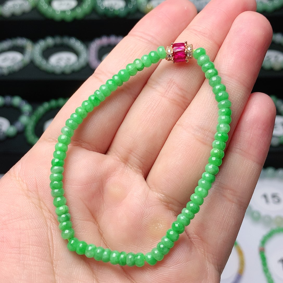 翡翠手链未镶嵌翡翠