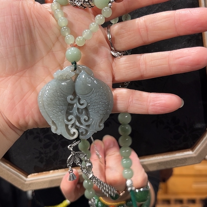 颈饰未镶嵌和田玉