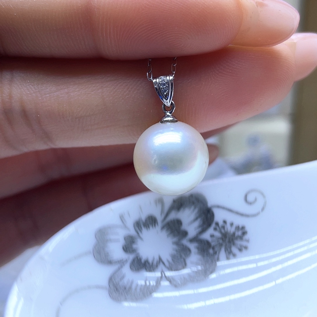 海水珍珠颈饰18K金镶嵌