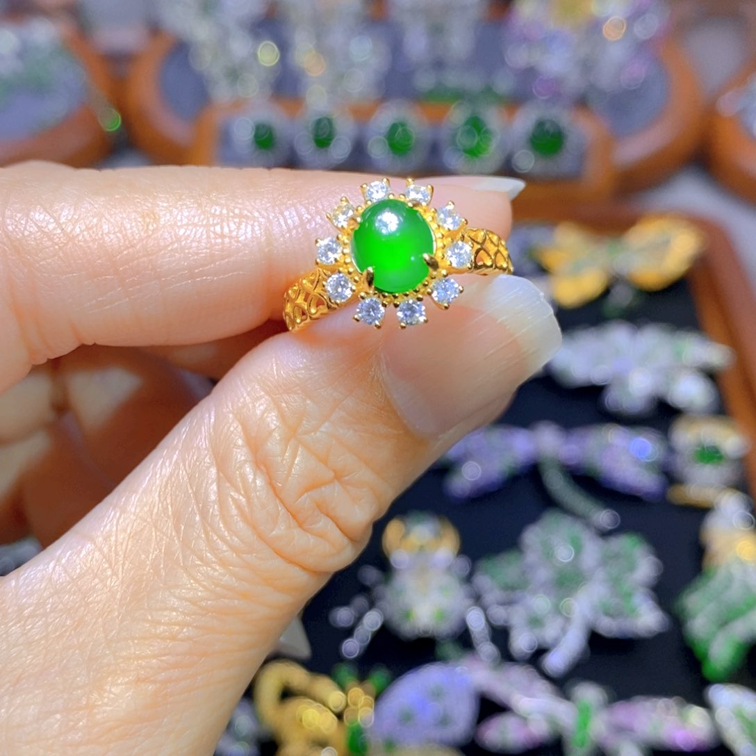 翡翠颈饰银S925镶嵌天然翡翠