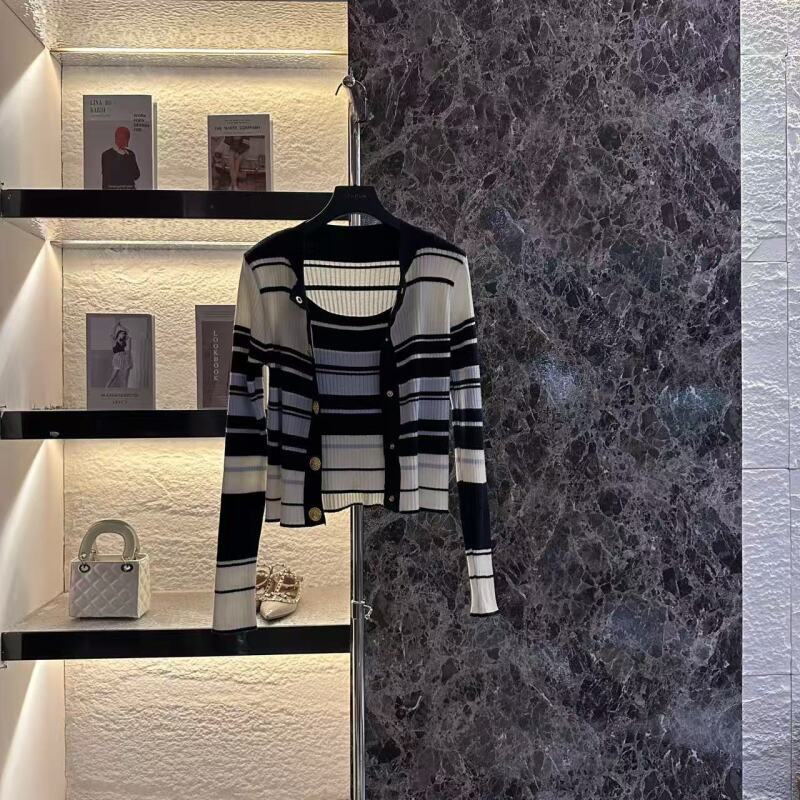 62*时尚长袖衬衫上衣FA03109