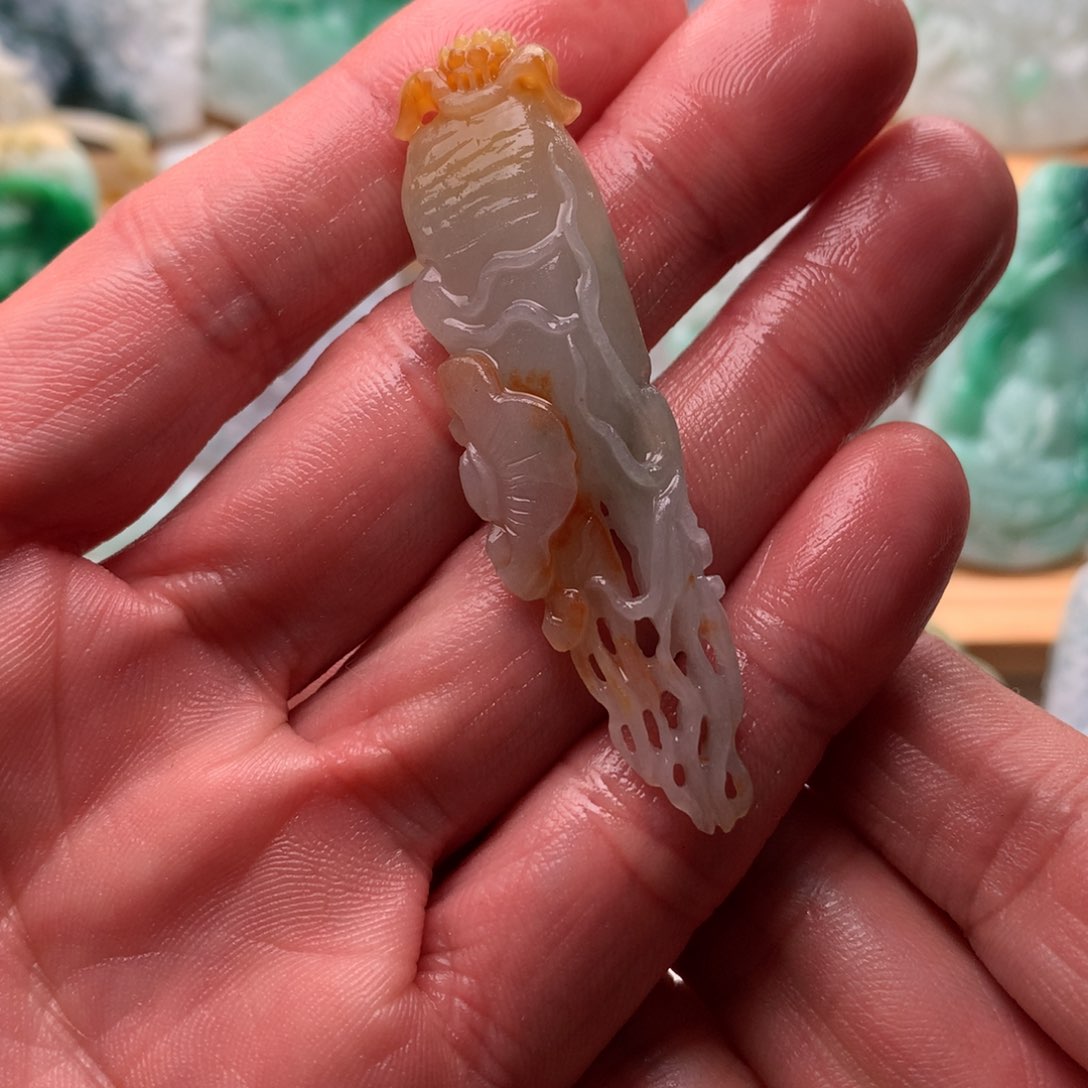 定制翡翠未镶嵌c****?人参