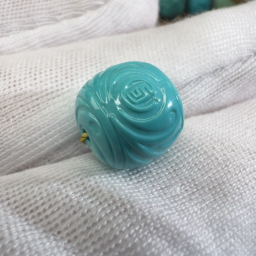 绿松石配饰未镶嵌