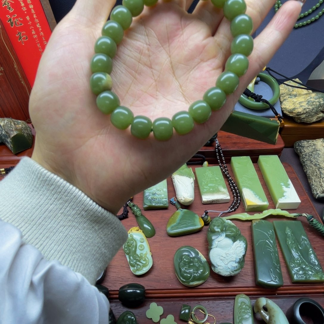 未镶嵌手链岫岩河磨玉（透闪石质玉）停***間